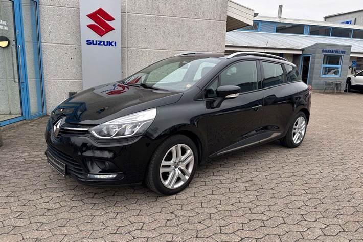 Sort Renault Clio IV fra 2019 set udefra