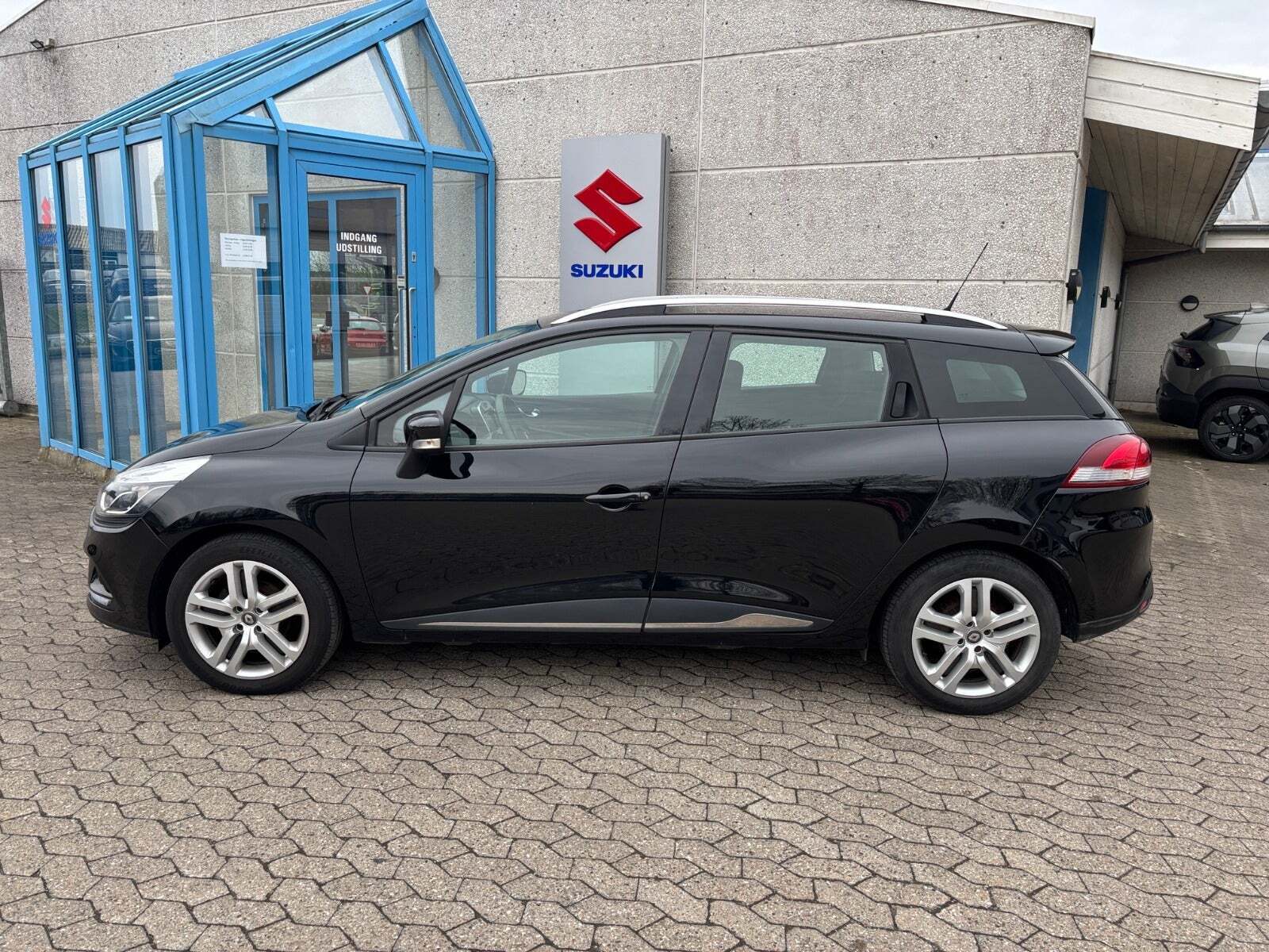 Sort Renault Clio IV fra 2019