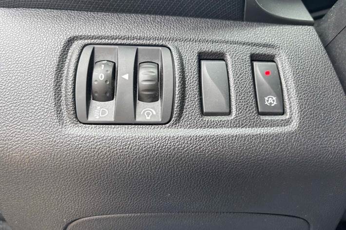 Sort Renault Clio IV fra 2019
