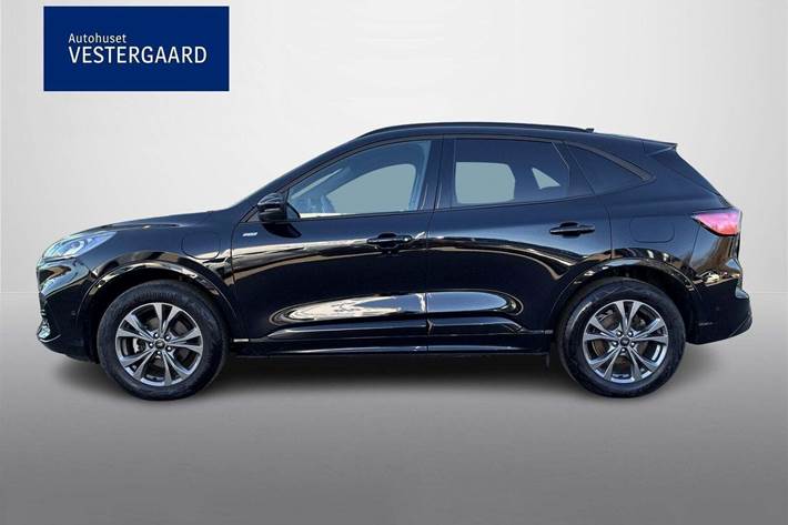 Sort Ford Kuga fra 2023