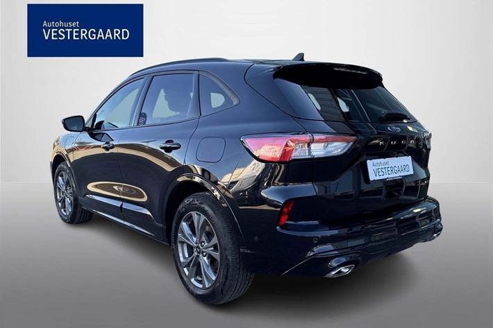 Sort Ford Kuga fra 2023
