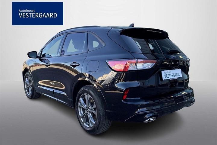 Sort Ford Kuga fra 2023