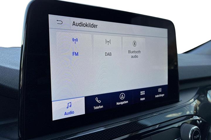 Sort Ford Kuga fra 2023