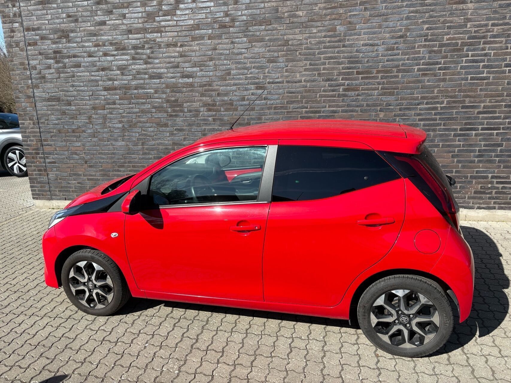 Toyota Aygo 1,0 VVT-I X-Press 72HK 5d