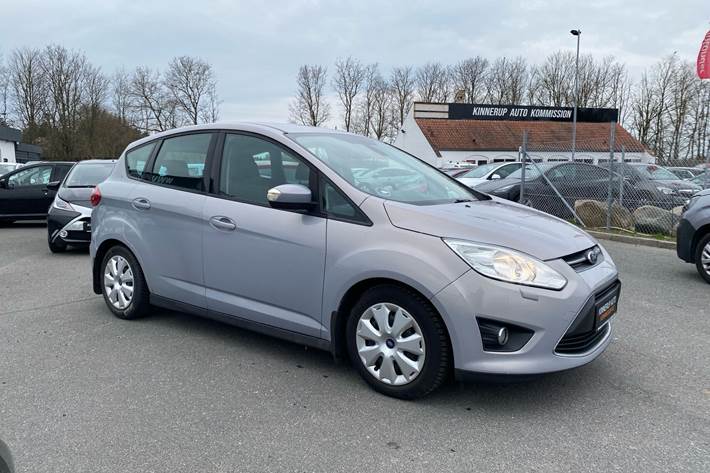 Grå Ford C-MAX fra 2011
