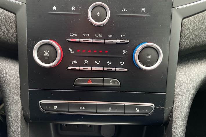 Grå Renault Mégane fra 2016