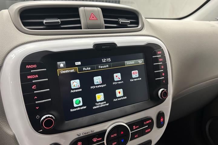 Sort Kia Soul fra 2016
