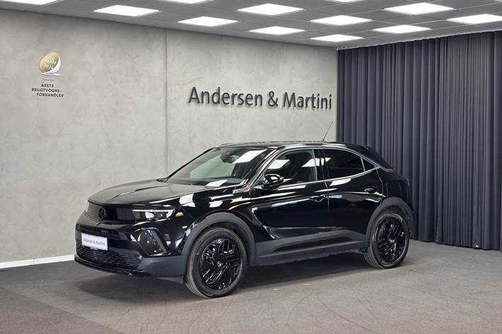 Sort Opel Mokka-e fra 2023