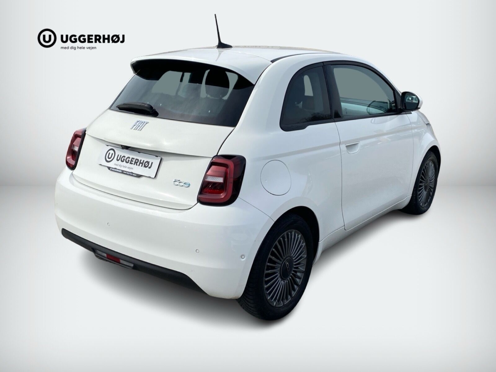 Hvid Fiat 500e fra 2021