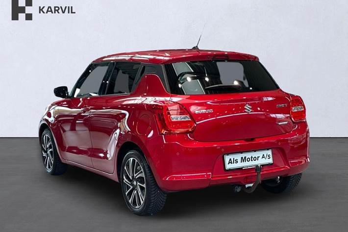 Rød Suzuki Swift fra 2021