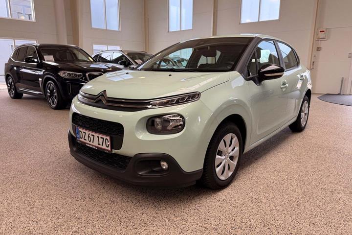 Grøn Citroën C3 fra 2017 set udefra