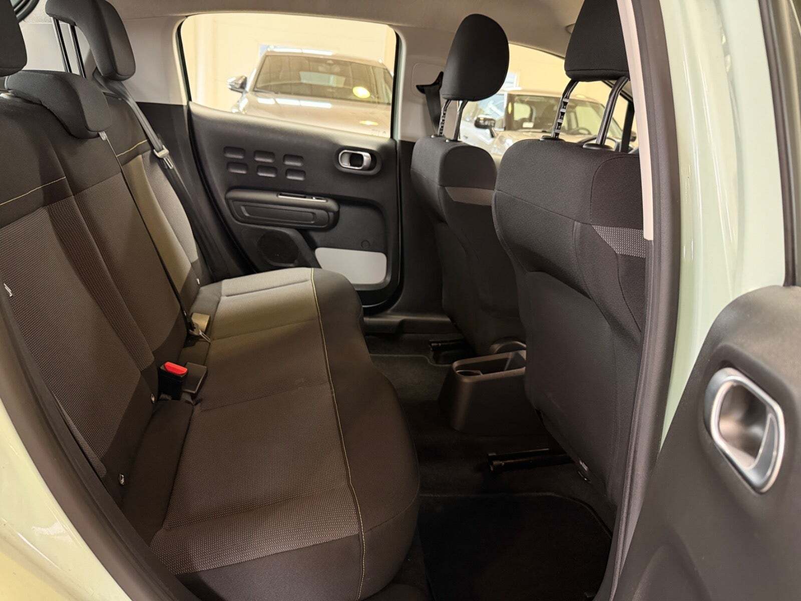 Grøn Citroën C3 fra 2017