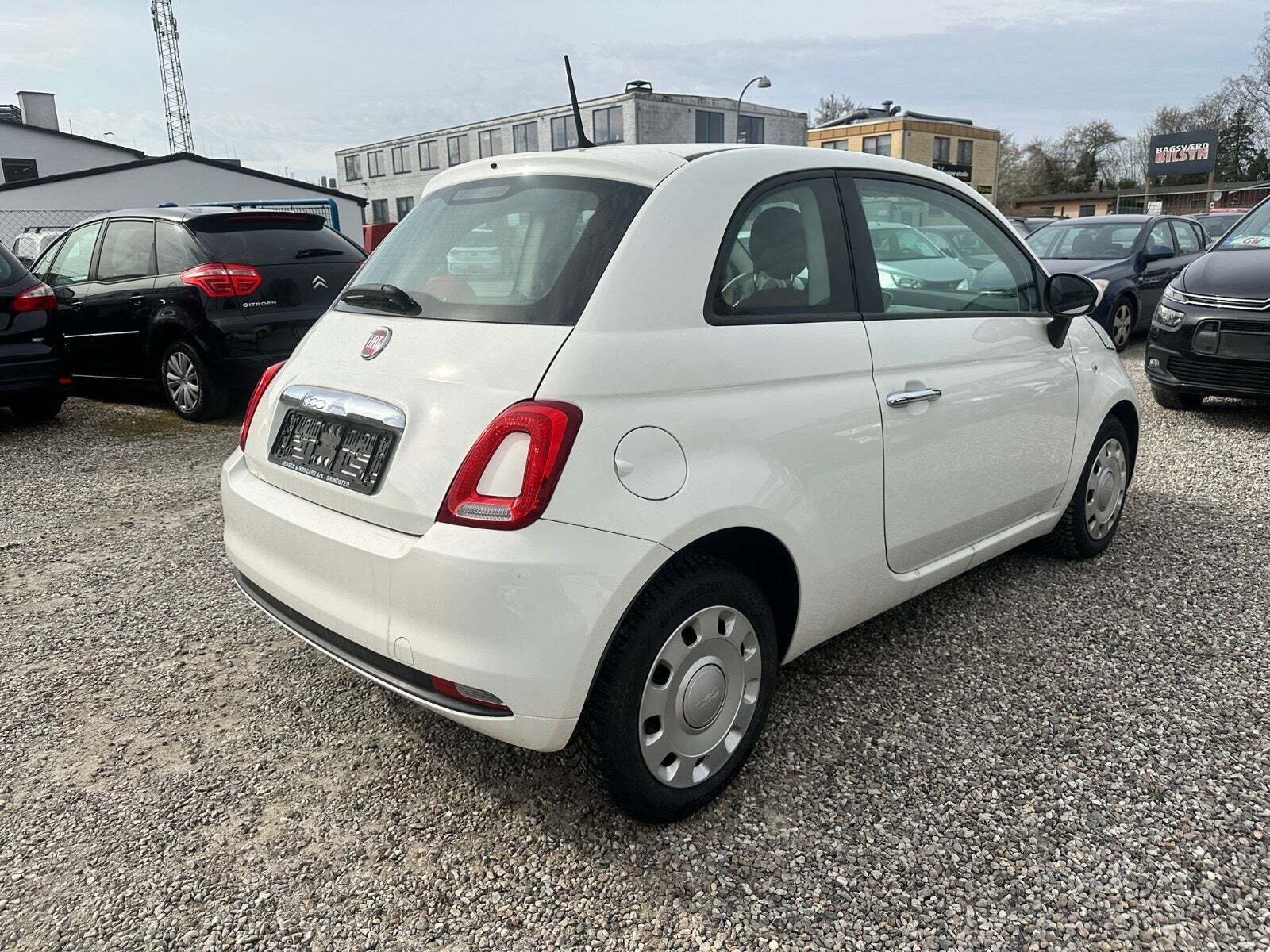 Hvid Fiat 500 fra 2015
