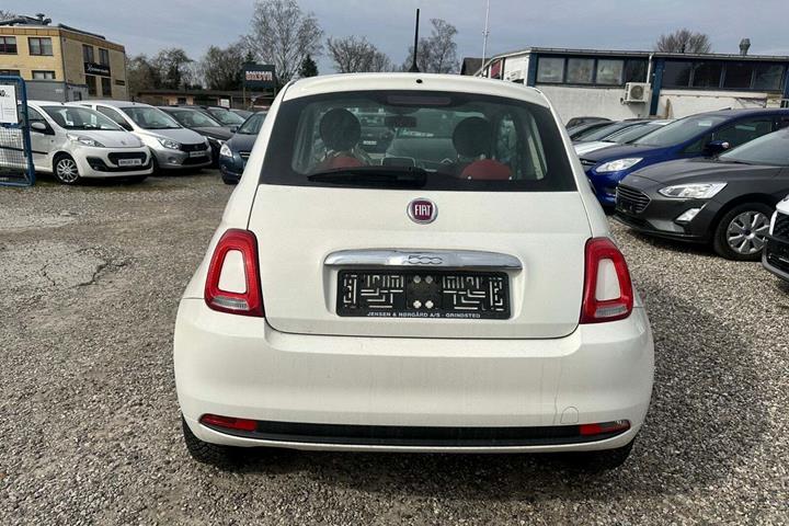 Hvid Fiat 500 fra 2015