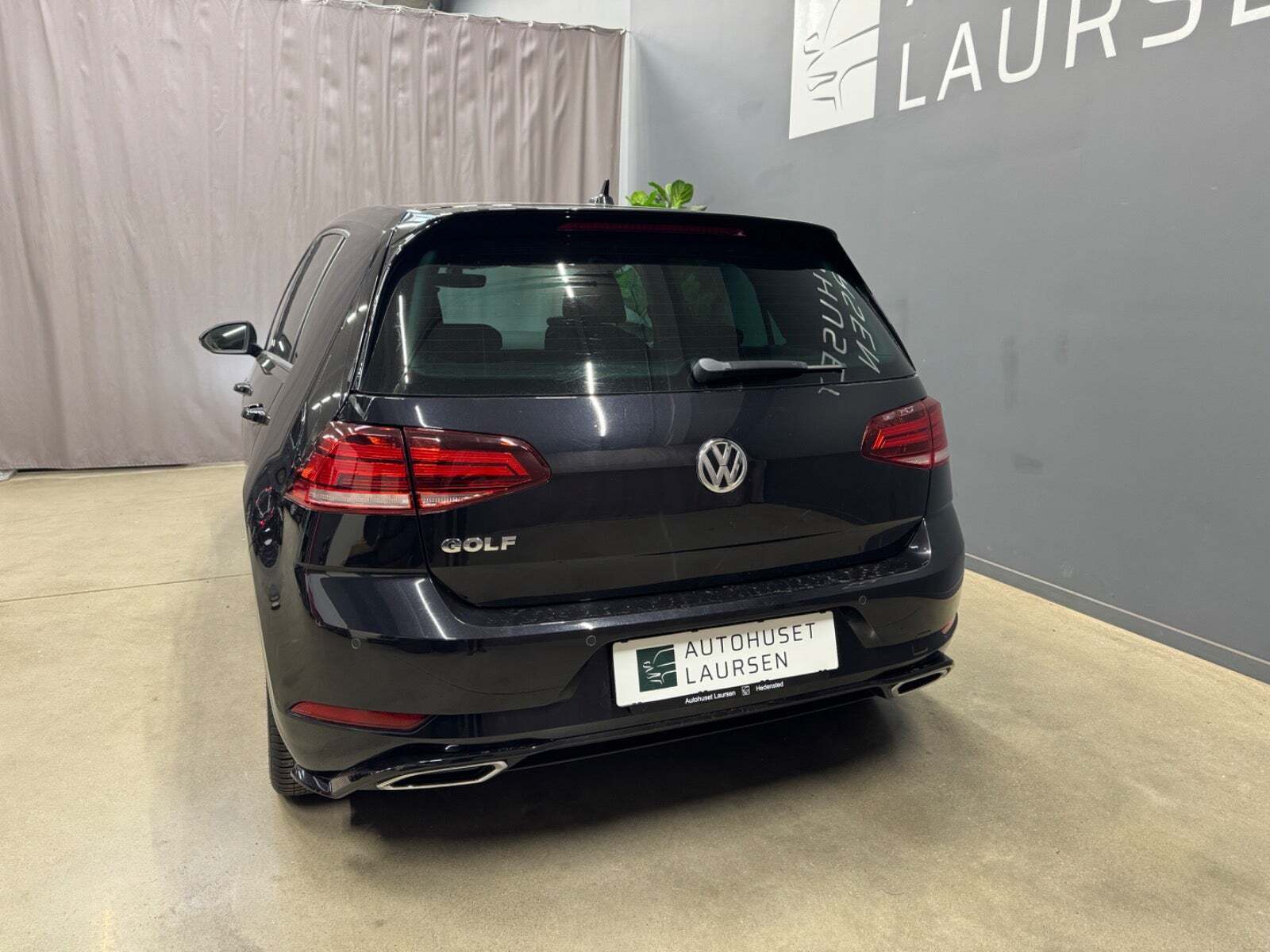 Sort VW Golf VII fra 2019