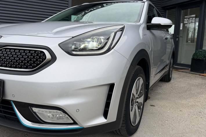 Sølv Kia Niro fra 2018