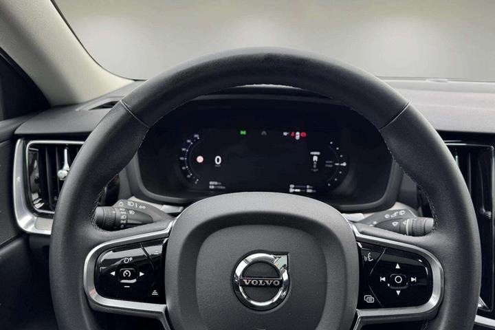 undefined Volvo V60 fra 2023