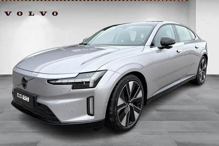 Grå Volvo ES90 fra 2026