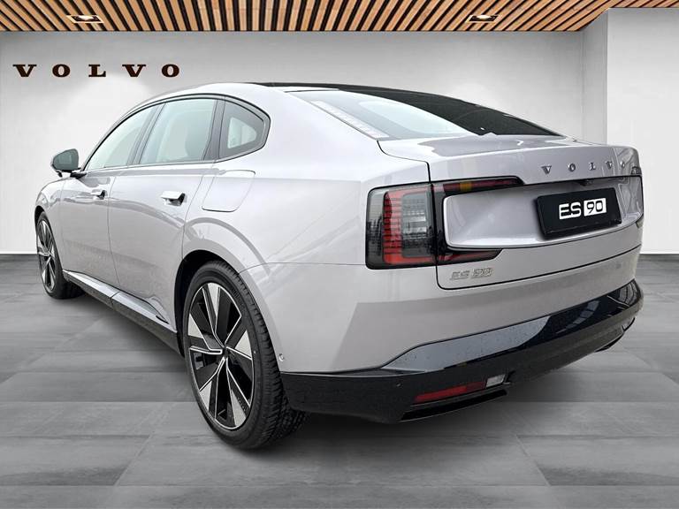Volvo ES90 Extended Range Ultra