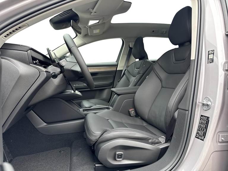 Volvo ES90 Extended Range Ultra