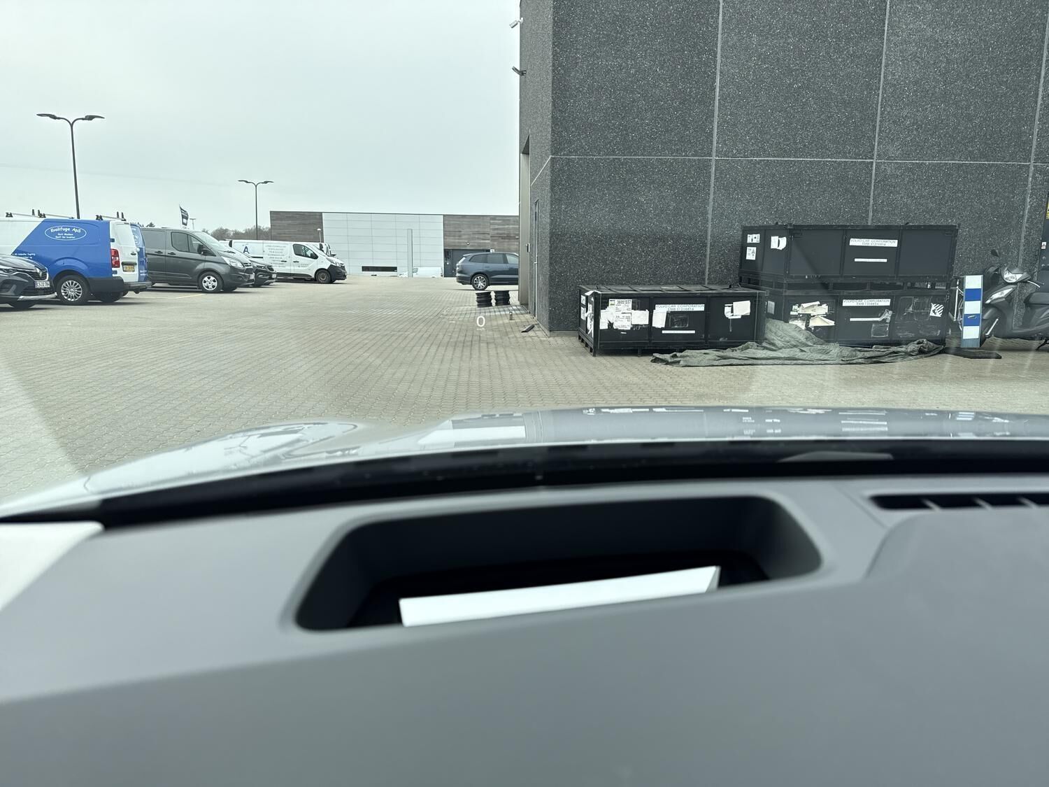 Grå Volvo ES90 fra 2026