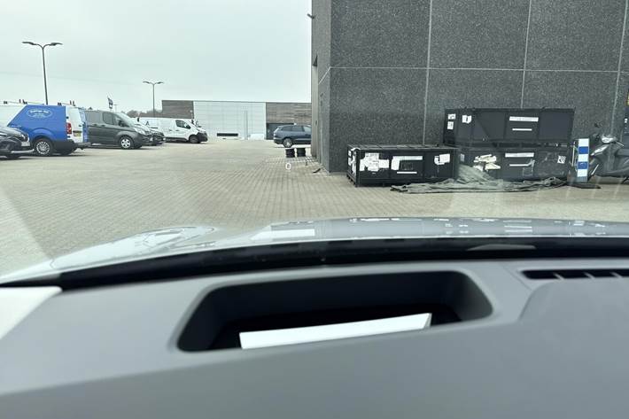 Grå Volvo ES90 fra 2026