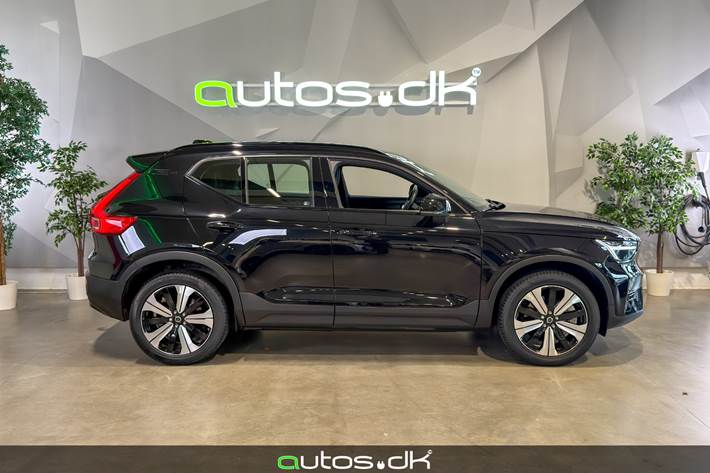 Sort Volvo XC40 fra 2023