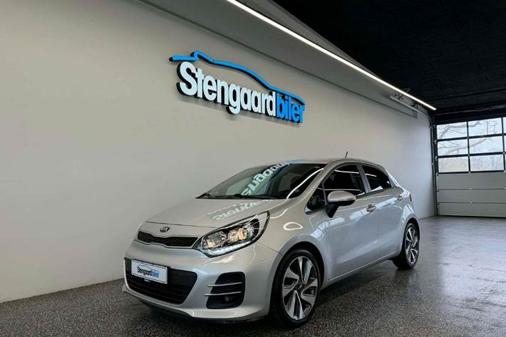 Sølv Kia Rio fra 2017