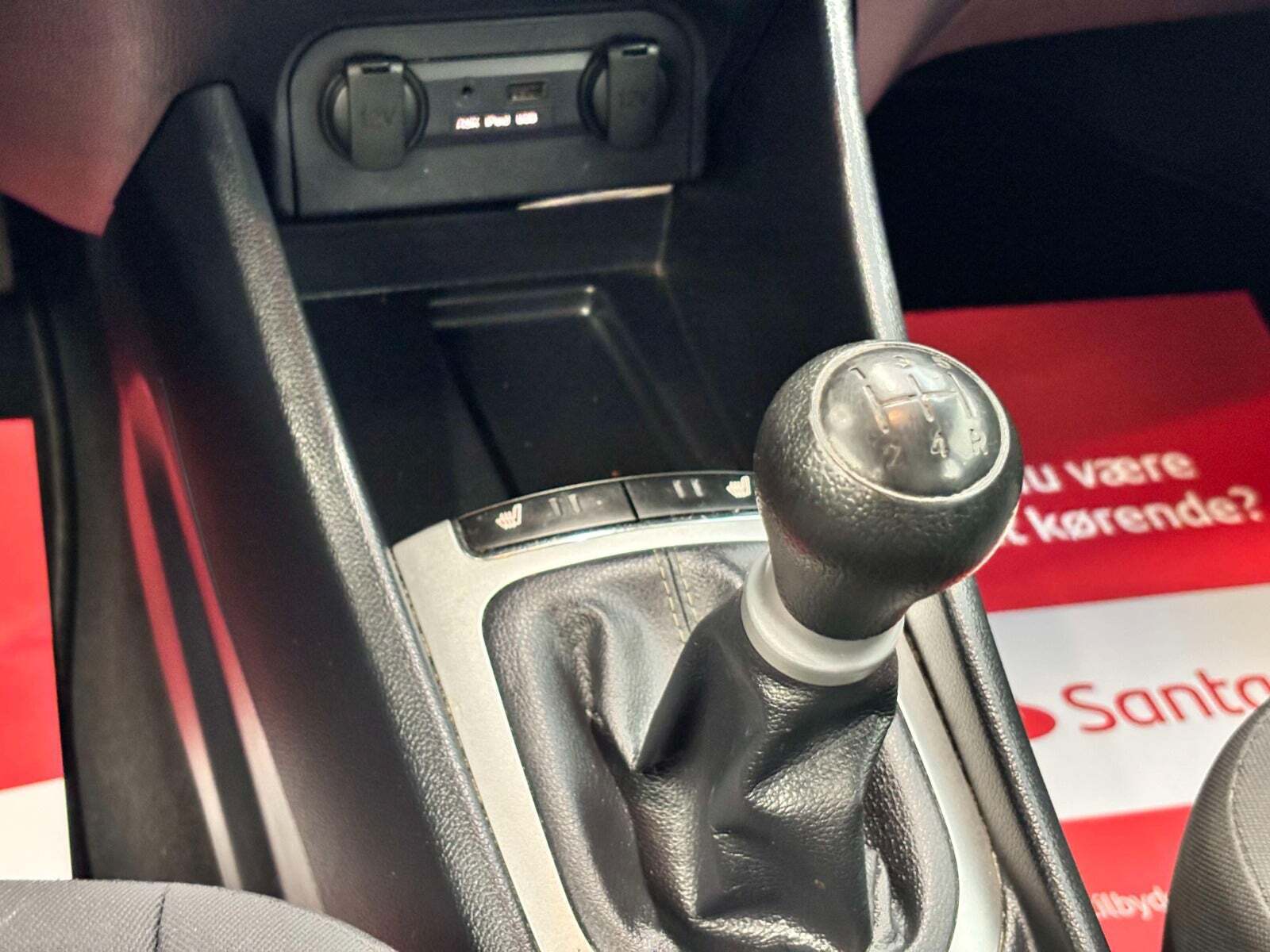 Sølv Kia Rio fra 2014