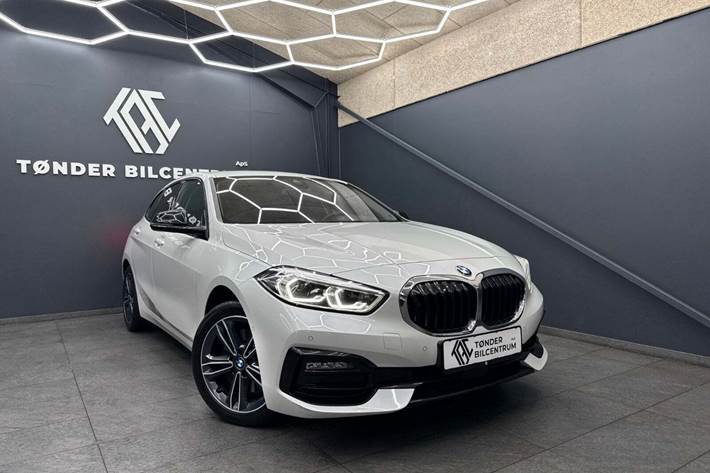Hvid BMW 120d fra 2020