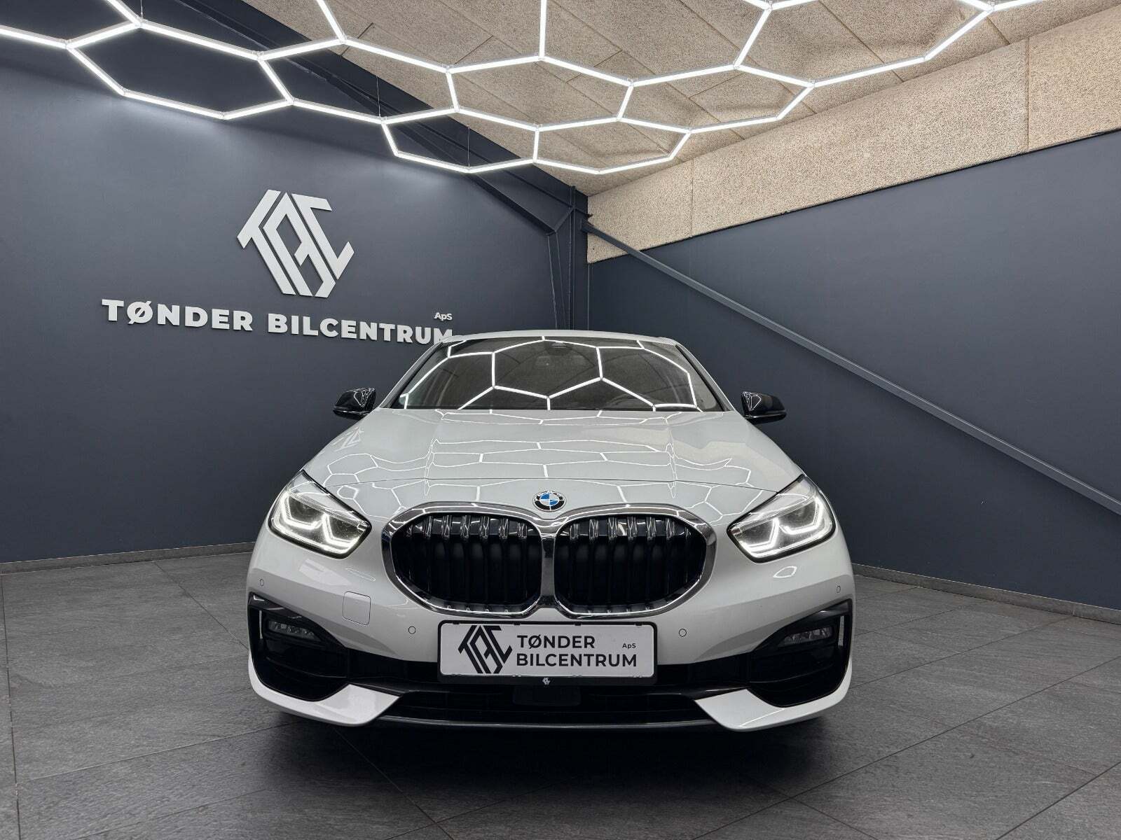 BMW 120d 2,0 Sport Line xDrive aut.