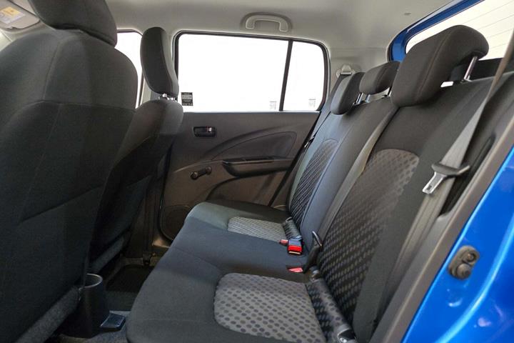 Blå Suzuki Celerio fra 2015
