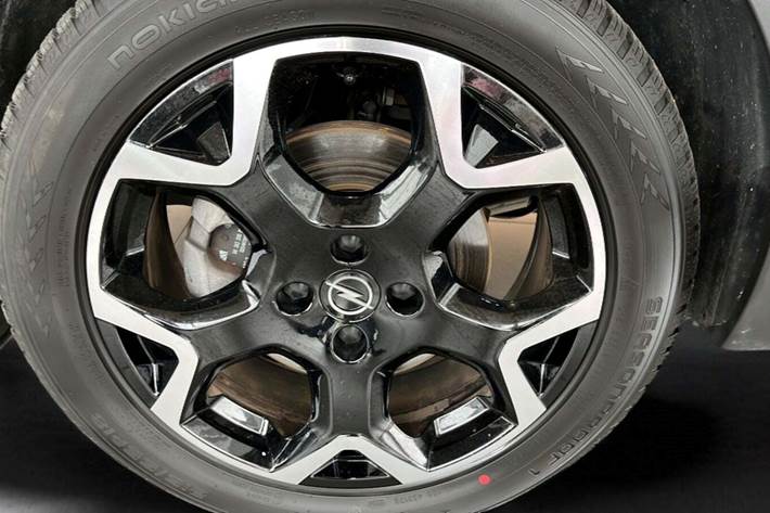 Hvid Opel Mokka-e fra 2023