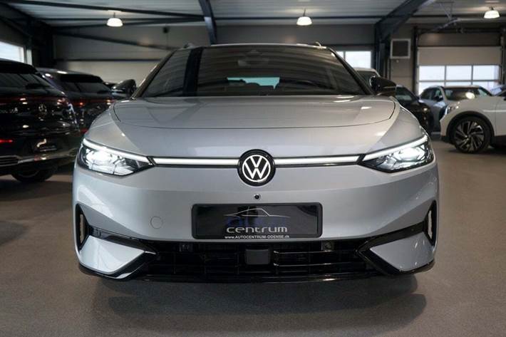 Sølv VW ID.7 fra 2025