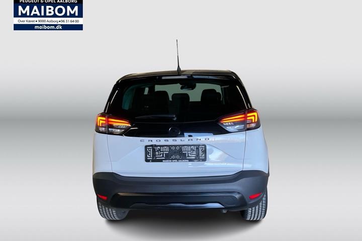 Hvid Opel Crossland fra 2023