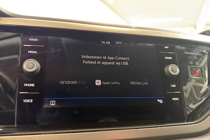 Hvid VW Polo fra 2019