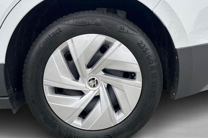 Hvid Skoda Enyaq fra 2022