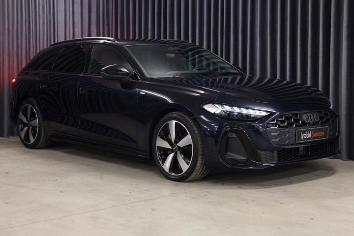 Blå Audi A5 fra 2025 set udefra