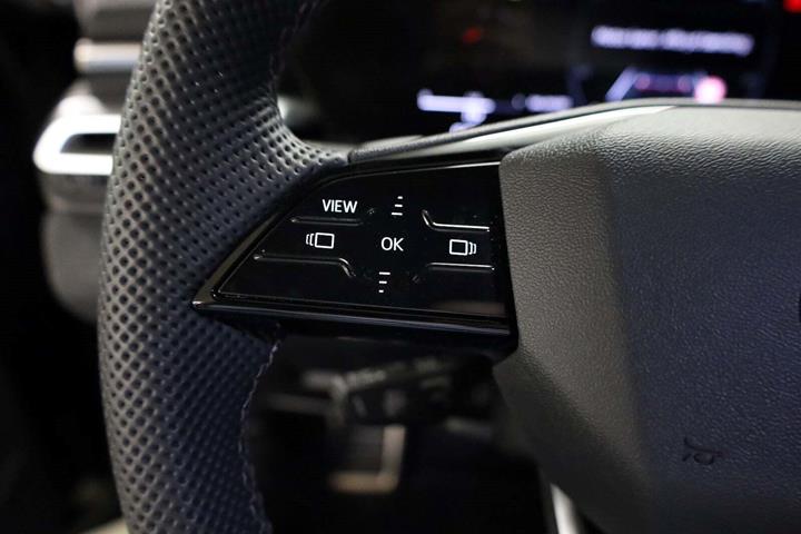 Blå Audi A5 fra 2025