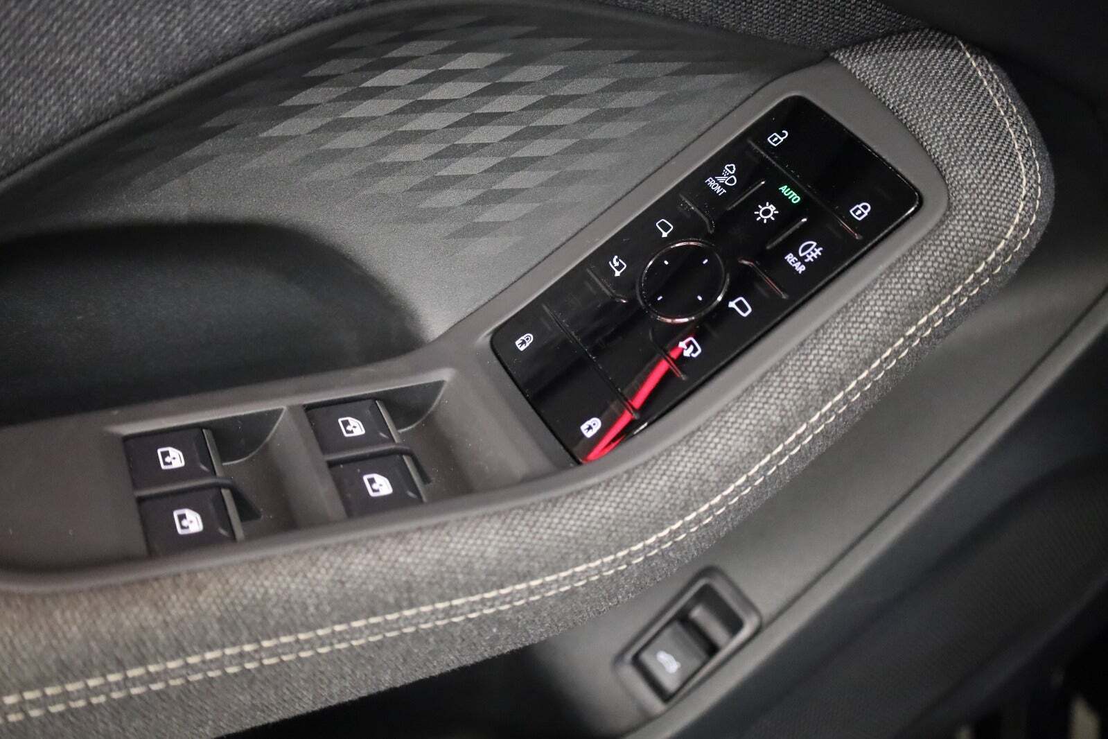 Blå Audi A5 fra 2025