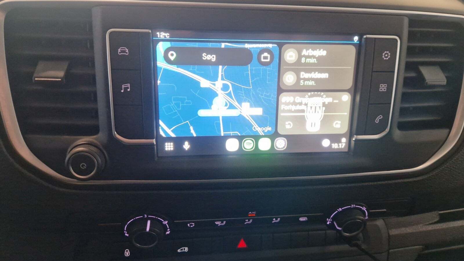 Hvid Peugeot Expert fra 2023