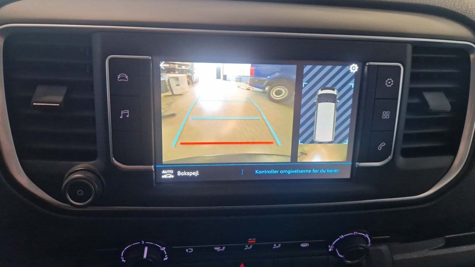 Hvid Peugeot Expert fra 2023