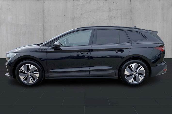 Sort Skoda Enyaq fra 2021