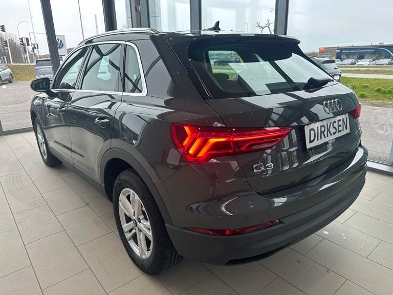 Audi Q3 45 TFSi e Attitude plus S-tr.