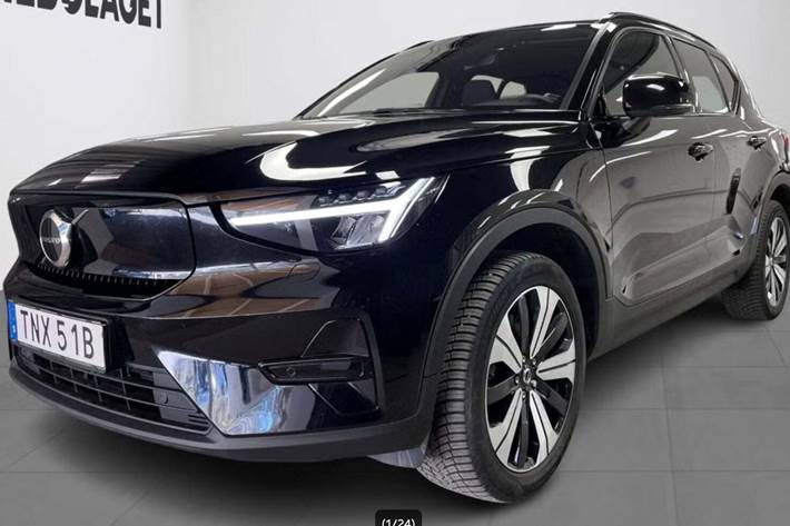 Sort Volvo XC40 fra 2023