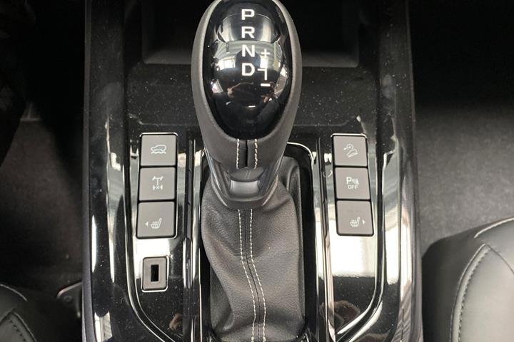Hvid Isuzu D-Max fra 2025