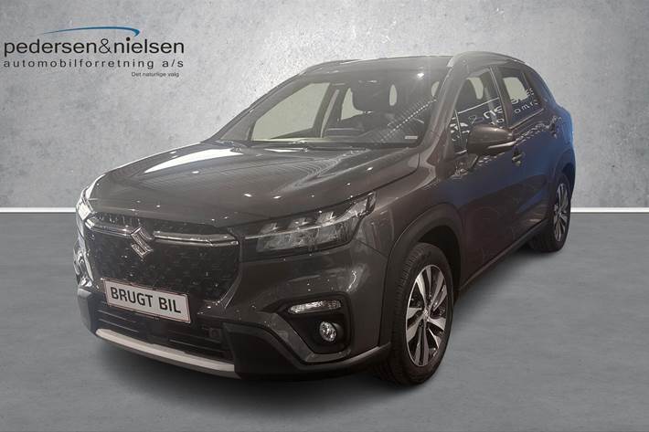 Grå Suzuki S-Cross fra 2023