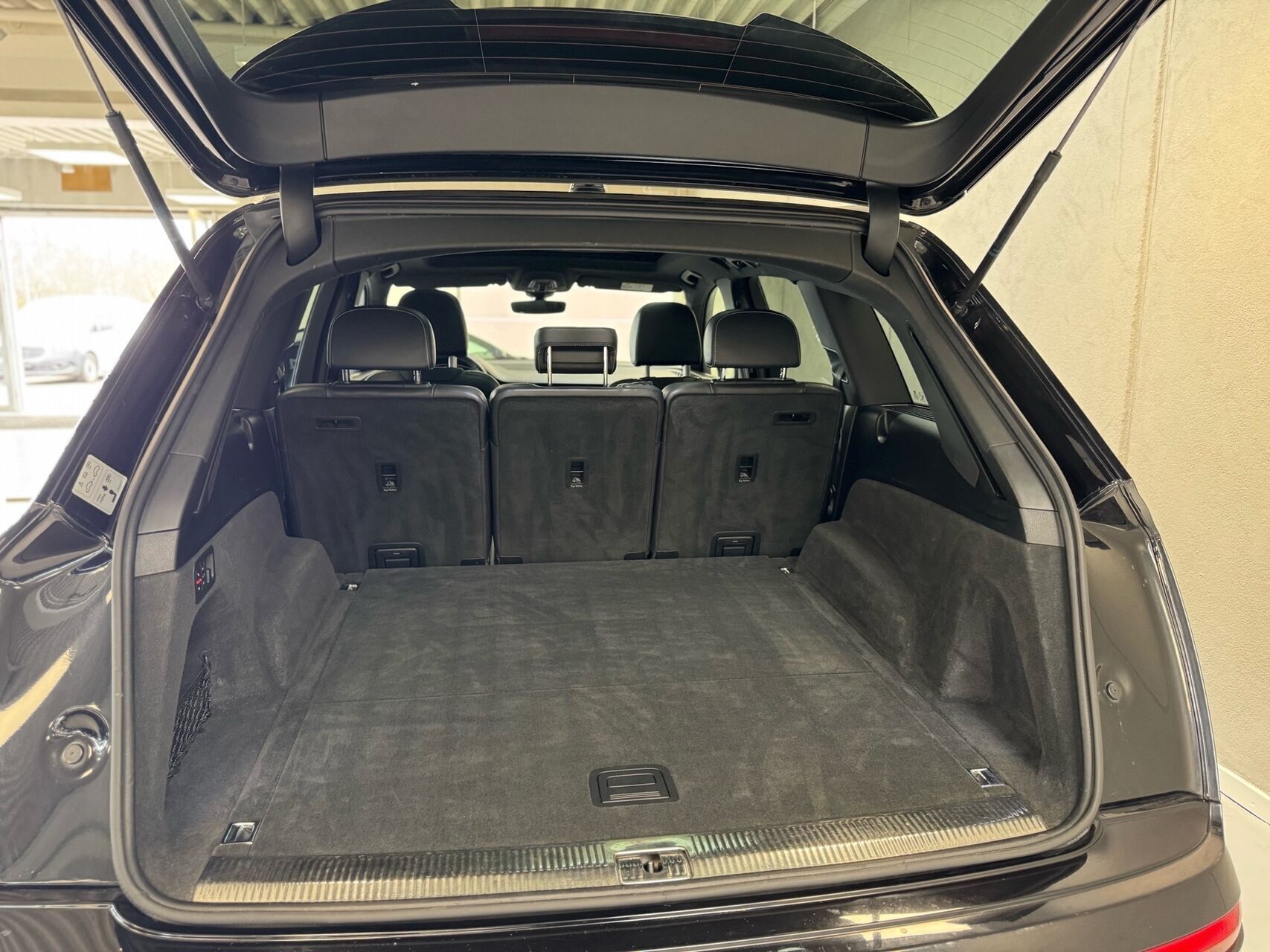 Sort Audi SQ7 fra 2017