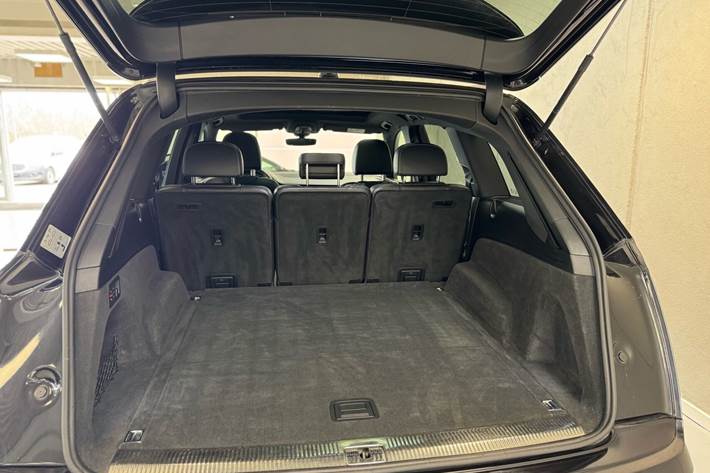 Sort Audi SQ7 fra 2017