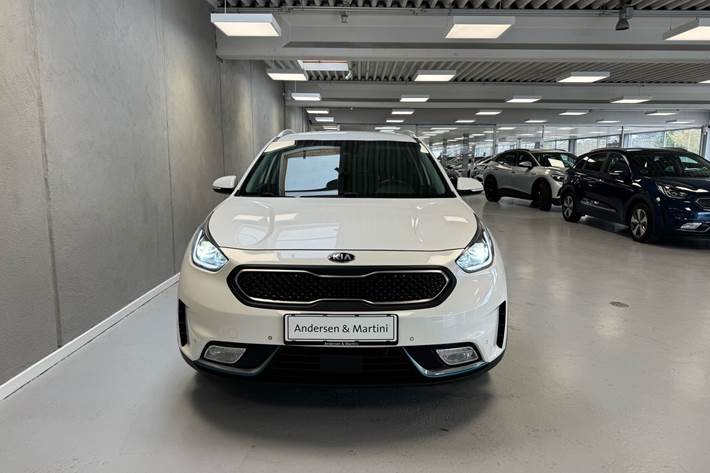 Hvid Kia Niro fra 2018